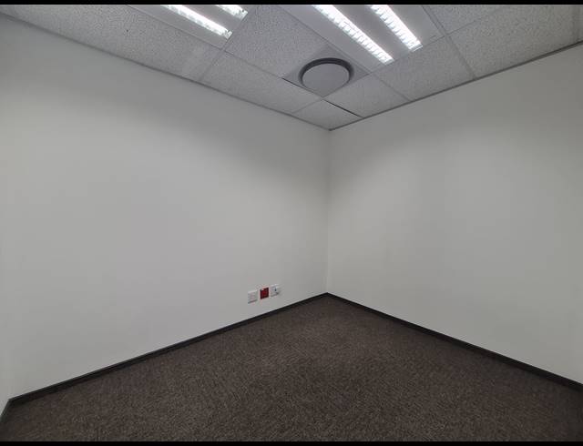 160M² OFFICE TO LET IN SANDTON CENTRAL